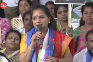 రెండు ముక్కలైన బీఆర్ఎస్ – కవిత మహాధర్నాతో క్లారిటీ
