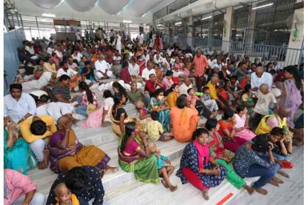 తిరుమలపై రాజకీయాలు – నెత్తి మీద చేయి పెట్టుకున్నట్లే !