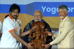 యోగాంధ్ర గిన్నిస్ రికార్డు !