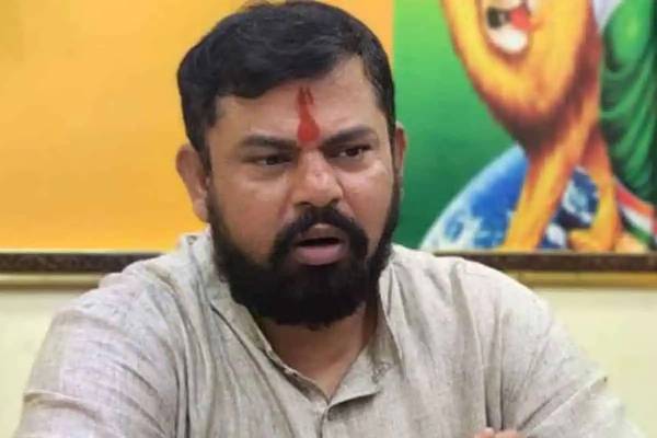 బీజేపీ అనుకుంటే రాజాసింగ్‌పై అనర్హత !