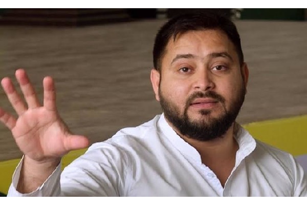 ఎలక్షన్ బాయ్‌కాట్ ఆలోచన – ముందే ఓడిన తేజస్వి  !