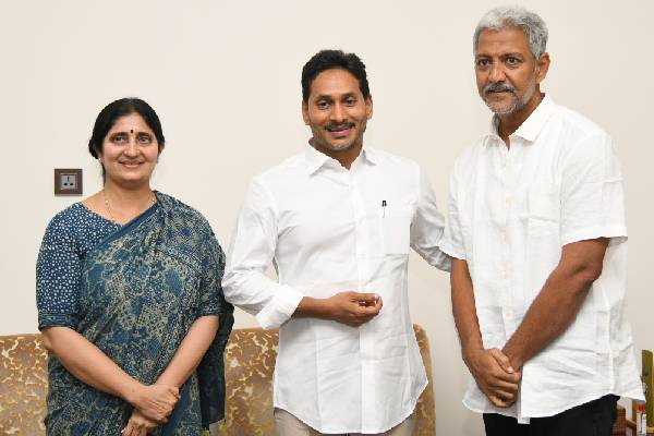 ఇప్పటికీ తన దుస్థితికి కారణమేంటో వంశీ గుర్తించలేదా?