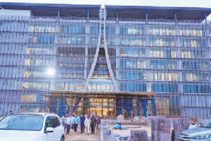 మెప్పిస్తున్న అమరావతి నిర్మాణాలు – లోటు లేకుండా నిధులు