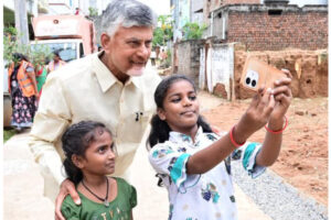 చంద్రబాబు టూర్లలో ఎమోషన్స్ ఆర్గానిక్!