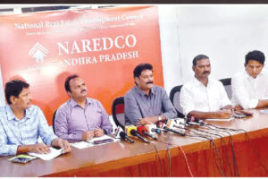 ఏపీలో రియల్ వ్యాపారుల అతి పెద్ద సమస్య   తీర్చిన  ప్రభుత్వం !