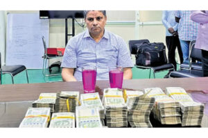 5 కోట్ల లంచం –  ఆఫీసర్ ఆన్ డ్యూటీ!