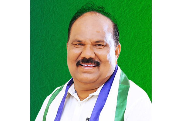 యూ టూ ఏసురత్నం  – జగన్ ఎవర్ని నమ్మాలి ?