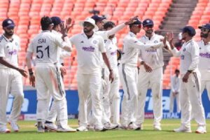 పాపం విండీస్.. మూడు రోజుల్లోనే ఖతం