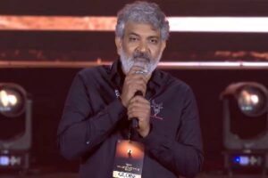 ప్ర‌మోష‌న్స్ లో రాజ‌మౌళి స్ట్రాట‌జీ ఏమిటి?