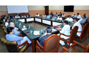 సీఎం ఒక్క వార్నింగ్ – దిగి వచ్చేసిన ప్రైవేటు కాలేజీలు !