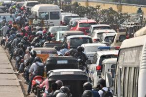 కోకాపేటకు దారి కష్టమే –  ట్రాఫిక్ గుప్పిట్లో నానక్ రామ్ గూడ !