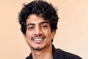 పలాష్‌ను మహిళా క్రికెటర్లు చితక్కొట్టారట!