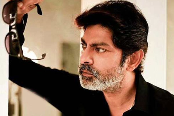 Royal look for Jagapathi Babu in Puri's film