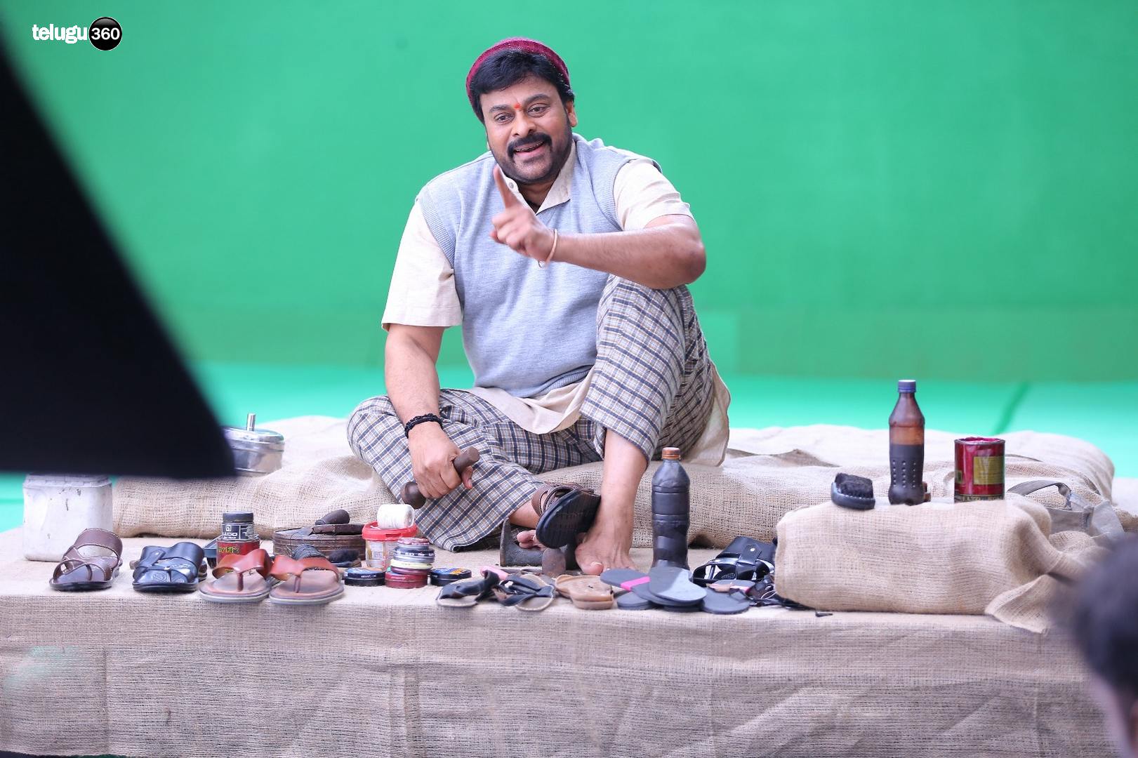 Chiranjeevi-shoot-for-Cine-MAA-Awards-10