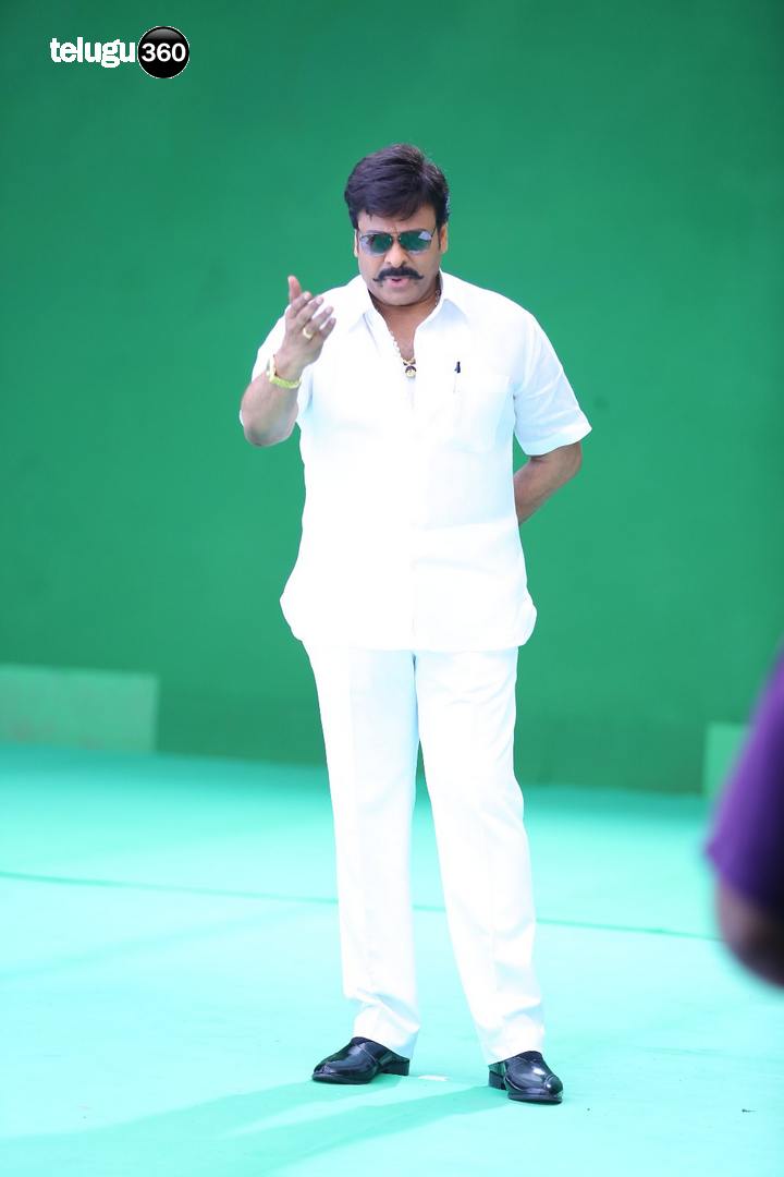 Chiranjeevi-shoot-for-Cine-MAA-Awards-13