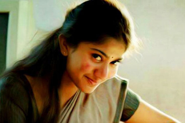 'Premam' Sai Pallavi in Varun Tej - Sekhar Kammula - Dil Raju Film