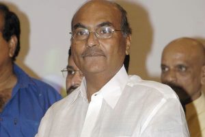 Veteran Director Apologizes Megastar