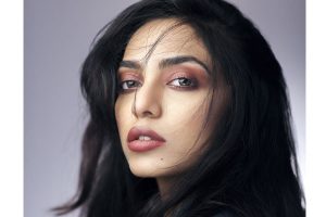 Sobhita Dhulipala’s middle finger gesture on video goes viral