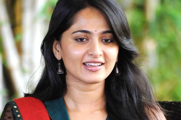 Unni Mukunda as Villain for Anushka next