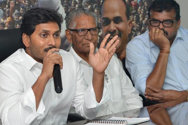 YSR Congress calls for Andhra shutdown on August 2 over special status issue