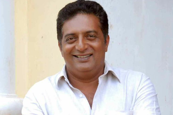 Prakashraj’s Mana Oori Ramayanam Update