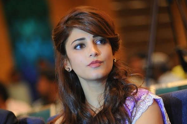 Shruti Haasan to lend voice for Tamannaah