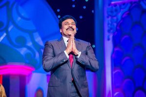 Chiranjeevi Pins Huge Hopes on Meelo Evaru Koteeswarudu