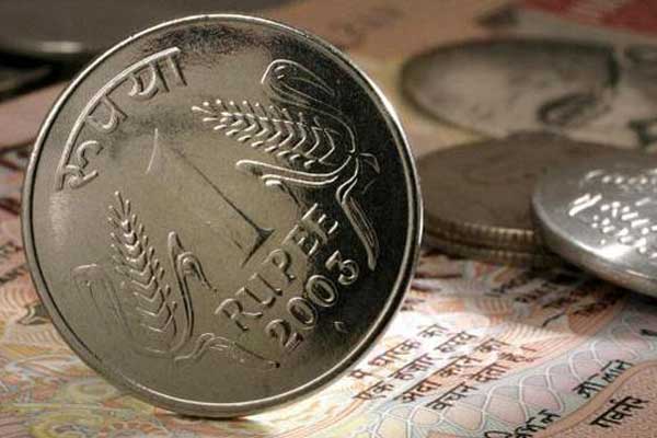 Indian rupee plunges to a week's low