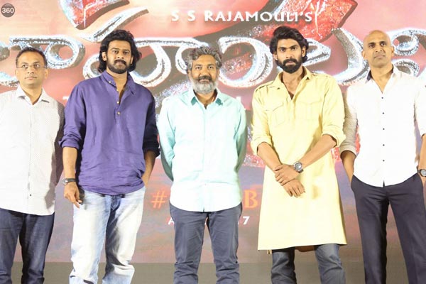 Rajamouli Raises Curiosity among Prabhas Fans