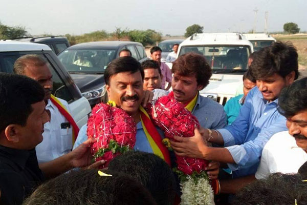 Gali Janardhan Reddy in Bellary