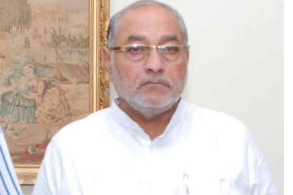 PM's brother performs puja at temple abutting Charminar