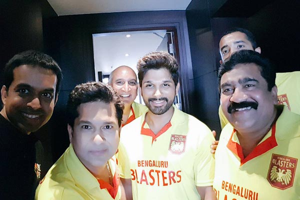 Stylish Star surprise with 'special'selfie