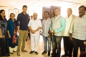 Gujarat Deputy CM Meets Superstar Mahesh