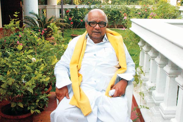 Karunanidhi health, Karunanidhi admitted to Kauvery Hospital, DMK President M. Karunanidhi, karunanidhi health condition