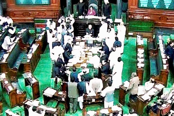 No end to stalemate in Parliament, uproar continues