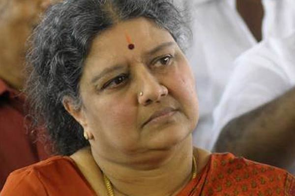 AIADMK General Secretary Sasikala, Chief Minister Pannerselvam, Jayalalithaa, Sasikala Natarajan, tamil nadu