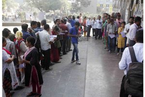Stampede at a bank in Vijayawada, two injured
