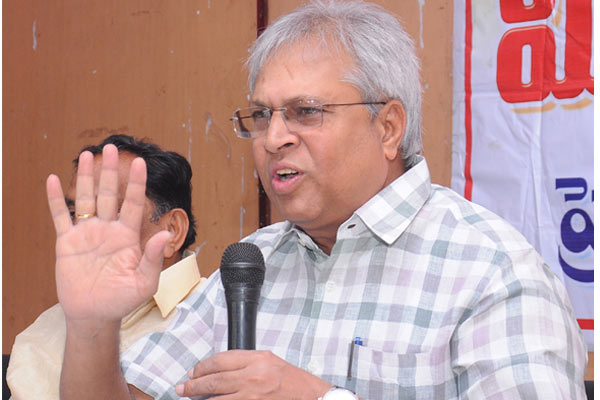 Undavalli says Sekhar Reddy episode makes Modi’s move a big failure