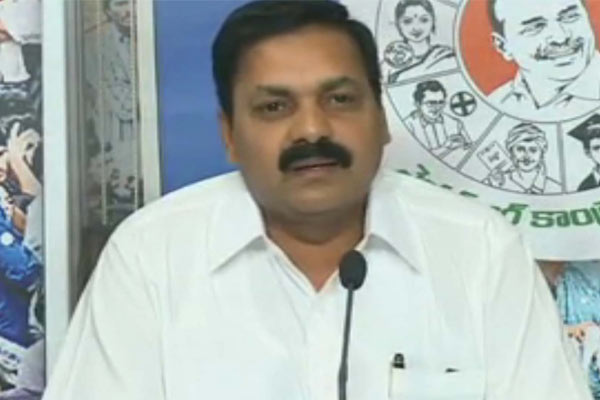 Somireddy Chandramohan Reddy is having Rs 500 crore, YSRCP, Kakani Govardhan Reddy alleged Somireddy, andhra pradesh, YS Jaganmohan Reddy