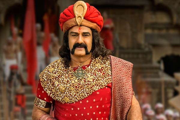 Gautamiputra Satakarni special show for Telugu Cms