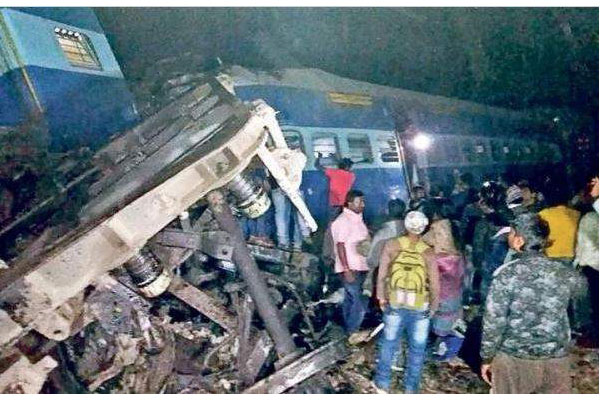 Hirakhand Express derails