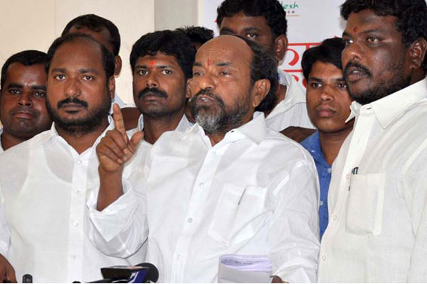 Krishnaiah seeks 52% reservation for Backward Classes