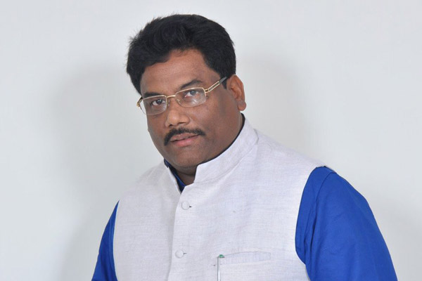 Karem Sivaji in High Court again, Andhra Pradesh Government, Ramesh Ranganathan, Mala Mahanadu, SC, ST Commission Chairman