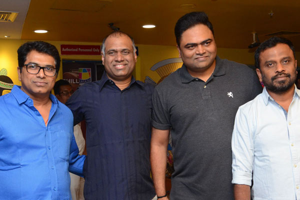 PVP and Vamshi spotted at prasad imax, All is Well between PVP and Vamshi Paidipally, PVP complaint against Vamshi Paidipally