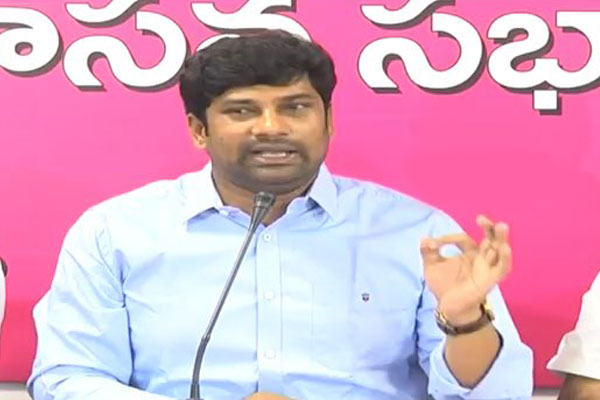 TRS MP Balka Suman to lament that Prof Kodandaram, TJAC, TRS, Telangana, TJAC Chairman’s unemployed youth protest rally,