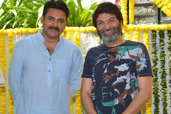 Trivikram chooses Dubai for Pawan