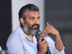 SS Rajamouli turns Emotional