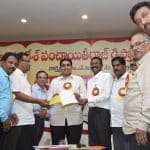 Lokesh promises to solve diploma engineers issues