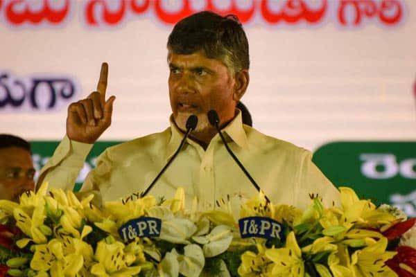 Chandrababu calls Jagan a Maniac