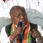 Hanumantha Rao chills by endorsing the onset of Baahubali into Congress